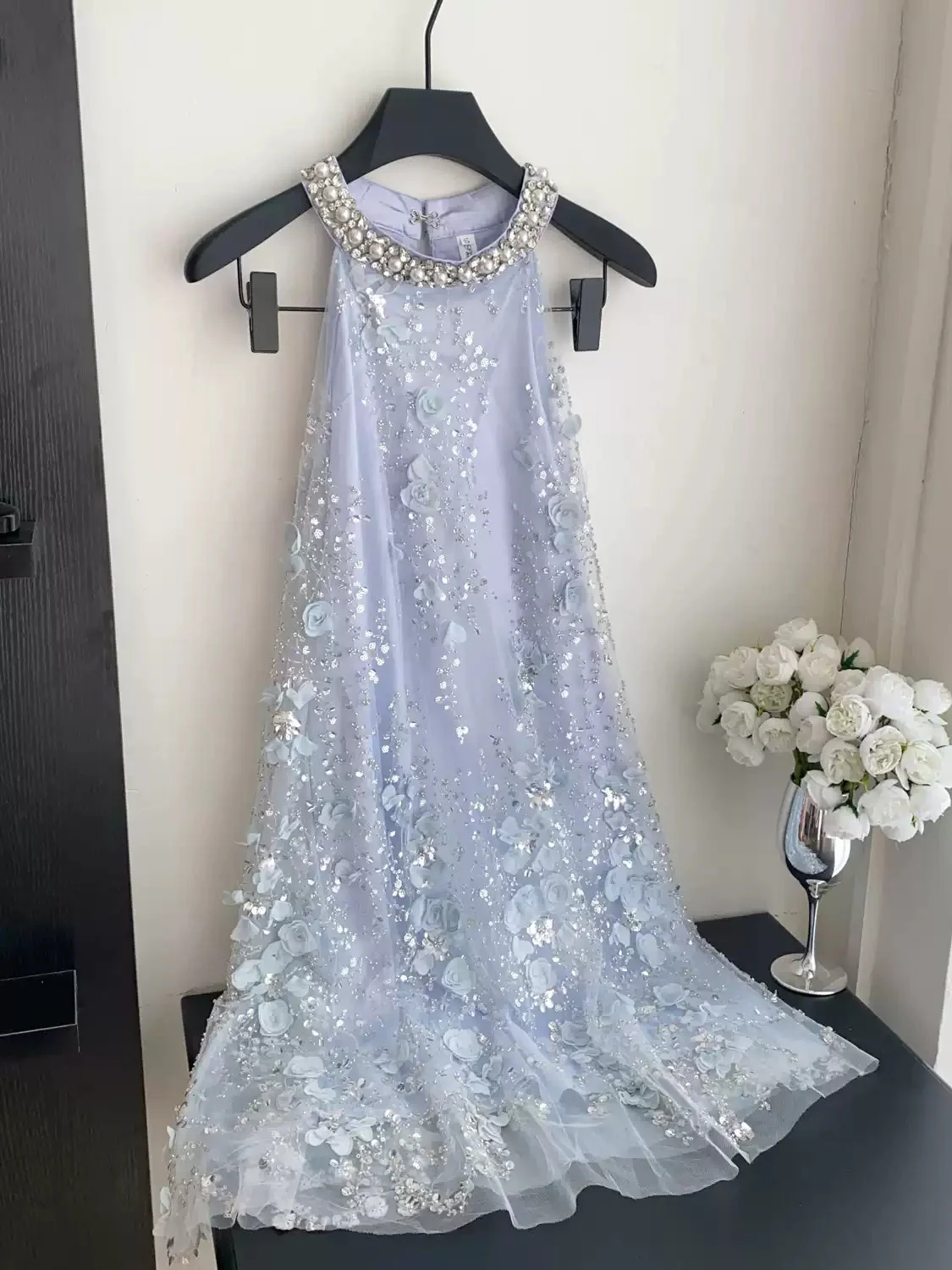A-Line/Princess Halter Lace Wedding Guest Dresses Tea-Length Sleeveless With 3D Flowers - Image 3