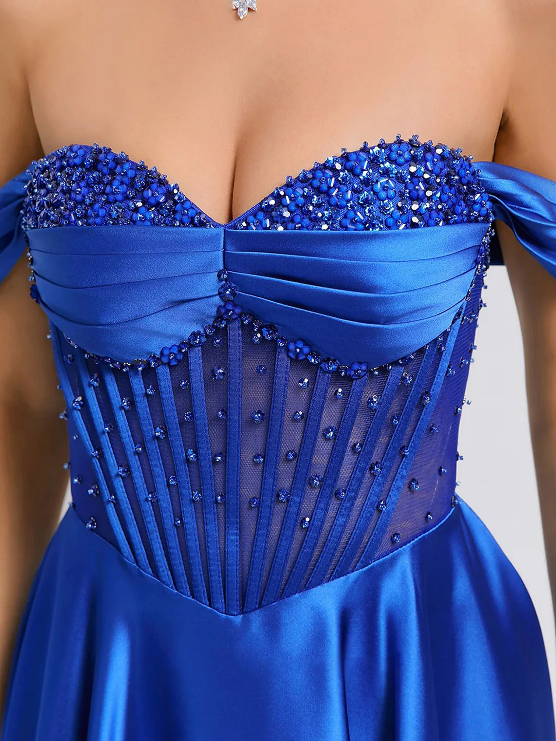 A-Line/Princess Off-The-Shoulder Pleated Short/Mini Homecoming Dresses with Rhinestones & Beads - Image 5