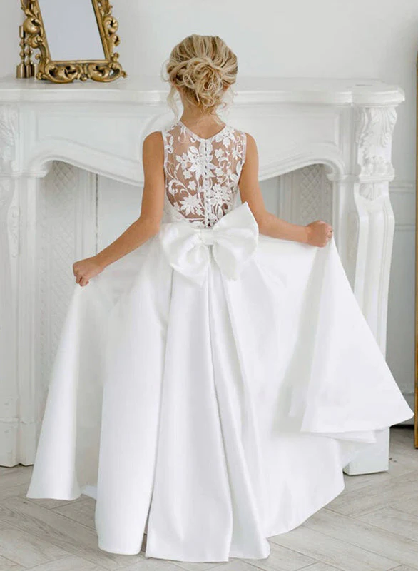 A-Line/Princess Satin Flower Girl Dresses with Applique & Bowknot