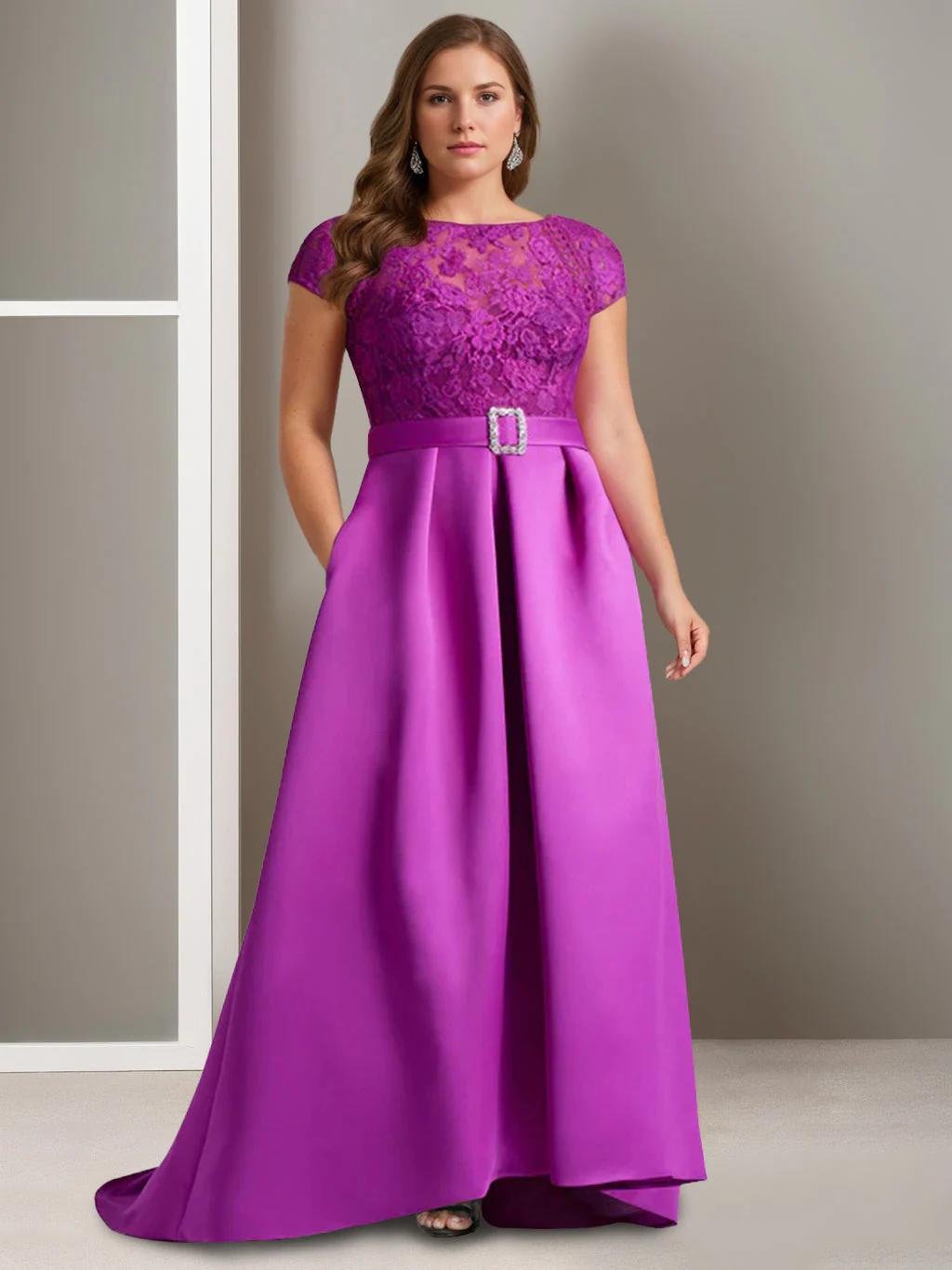 A-Line/Princess Scoop Short Sleeves Asymmetrical Mother of the Bride Dresses - Image 4