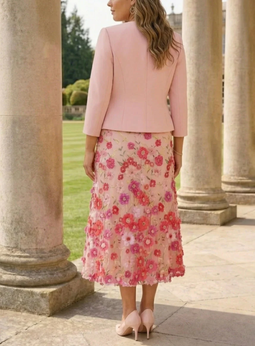 A-Line/Princess Scoop Stretch Satin Plus Size Mother of the Bride Dresses with Jacket Lace Embroidery Floral Tea-Length 3/4 Sleeves - Image 2