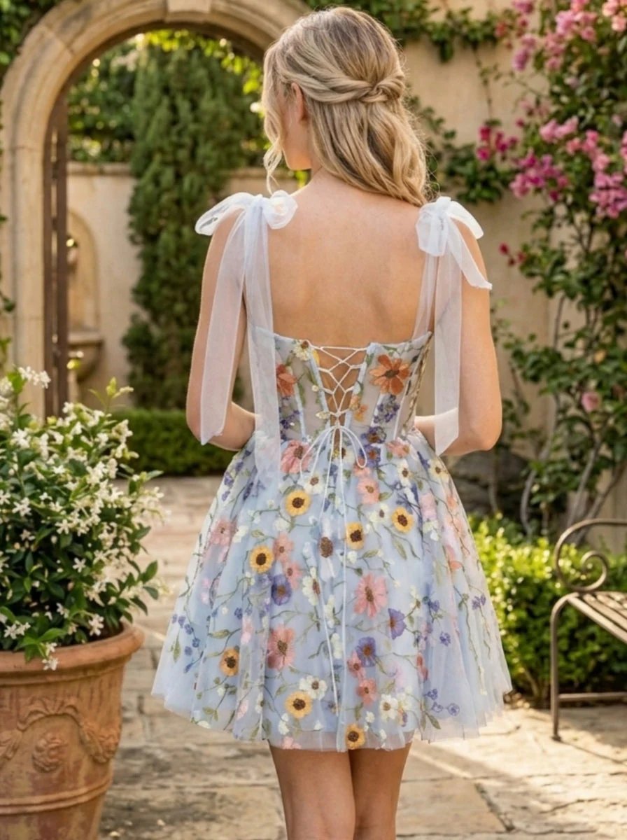 A-Line/Princess Spaghetti Straps Homecoming Dresses Lace Embroidery Sleeveless Short/Mini Floral - Image 2
