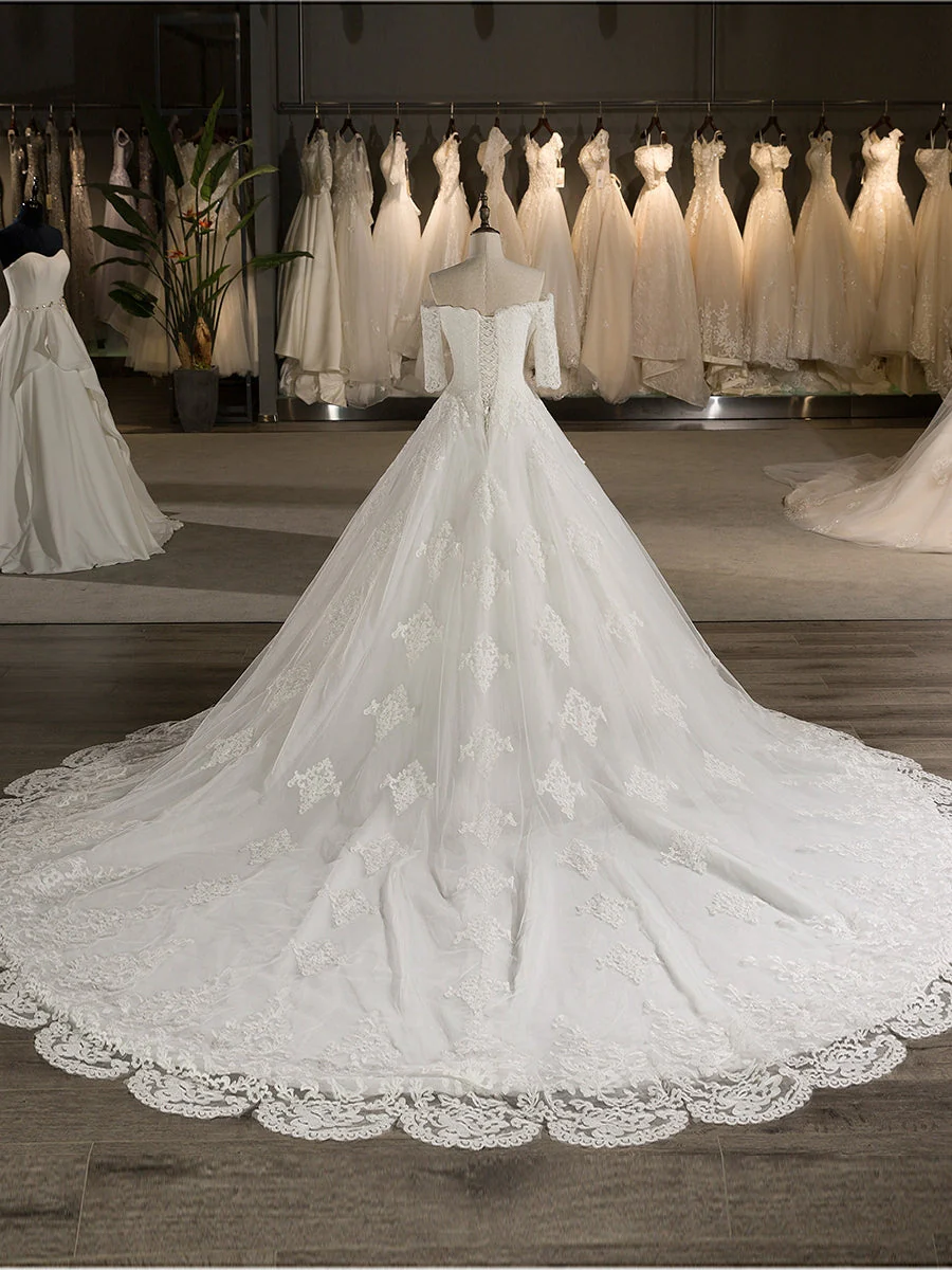 A-Line/Princess Tulle Off-the-Shoulder Half Sleeves Wedding Dresses with Lace Appliques - Image 2