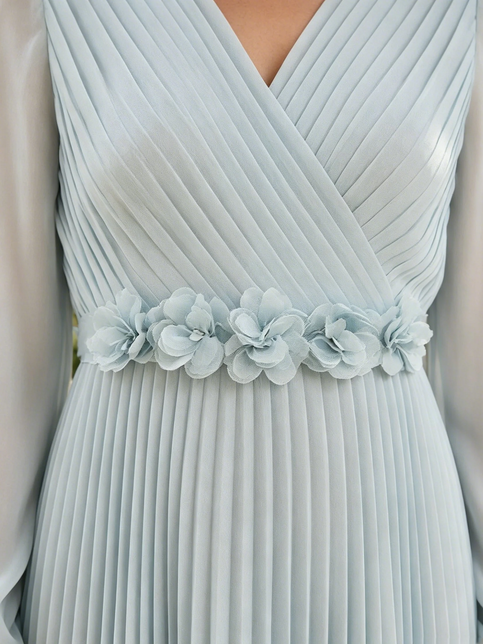 A-Line/Princess V-Neck Chiffon Mother of the Bride Dresses Long Sleeves Floor-Length Pleated With 3D Flowers - Image 3