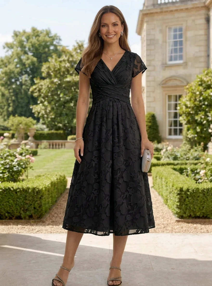 A-Line/Princess V-Neck Lace Floral Cocktail Dresses Tea-Length Short Sleeves Ruched Formal Dresses - Image 4