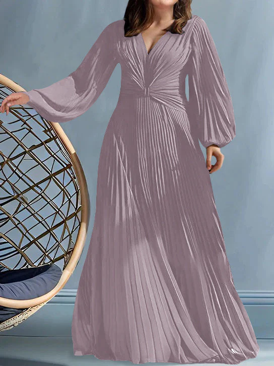 A-Line/Princess V-Neck Plus Size Mother of the Bride Dresses with Ruched - Image 10