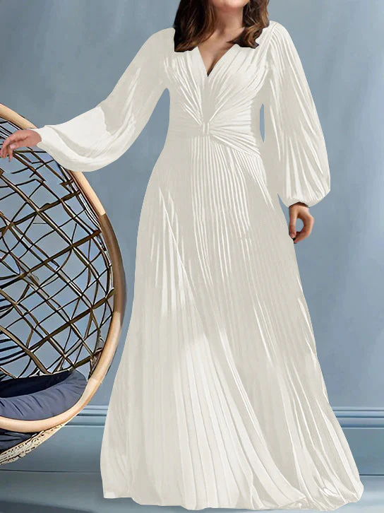A-Line/Princess V-Neck Plus Size Mother of the Bride Dresses with Ruched - Image 13