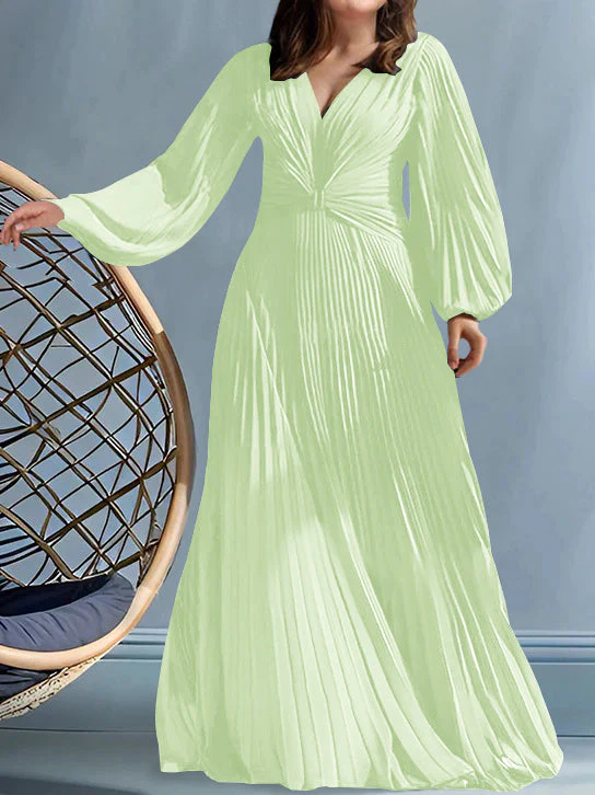 A-Line/Princess V-Neck Plus Size Mother of the Bride Dresses with Ruched - Image 24