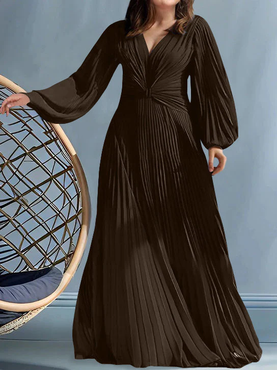 A-Line/Princess V-Neck Plus Size Mother of the Bride Dresses with Ruched - Image 25