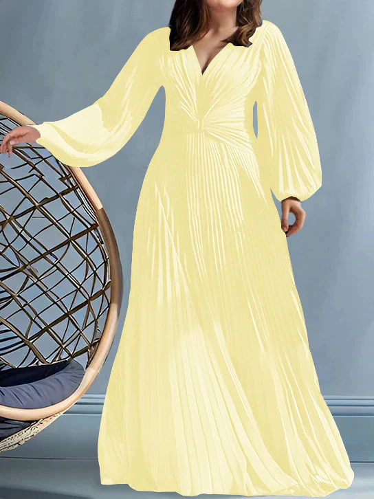 A-Line/Princess V-Neck Plus Size Mother of the Bride Dresses with Ruched - Image 27