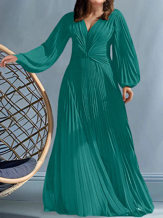 A-Line/Princess V-Neck Plus Size Mother of the Bride Dresses with Ruched - Image 43