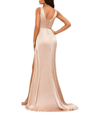 A Line/Princess V Neck Sleeveless Floor-Length Bridesmaid Dresses with Split - Image 2