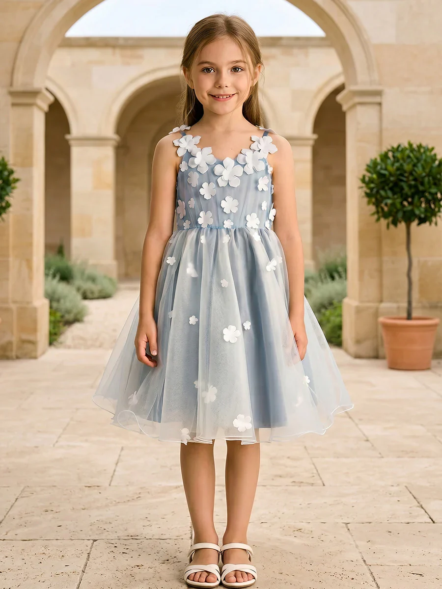 A-Line/Princess V-Neck Sleeveless Knee-Length Flower Girl Dresses Tulle with 3D Flowers&Bowknot - Image 2