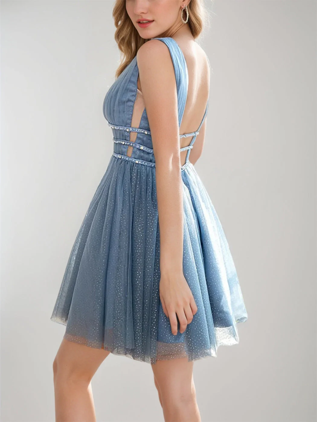 A-Line/Princess V-neck Sleeveless Short/Mini Pleated Homecoming Dresses with Rhinestones - Image 3