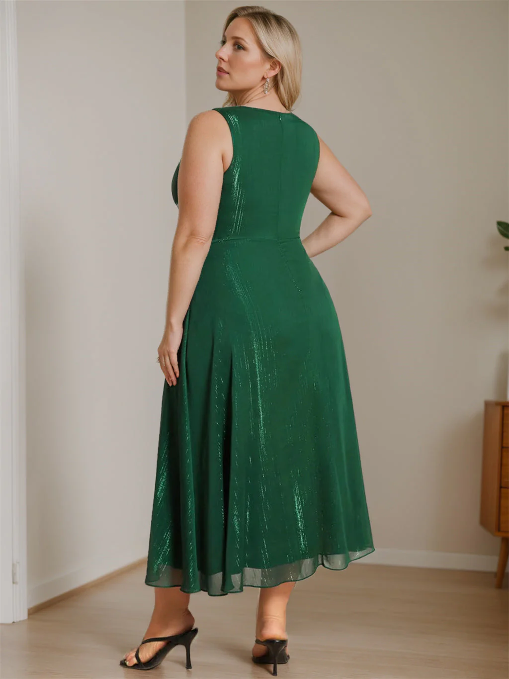 A-Line/Princess V-Neck Sleeveless Tea-Length Pure Color Mother of the Bride Dresses - Image 2