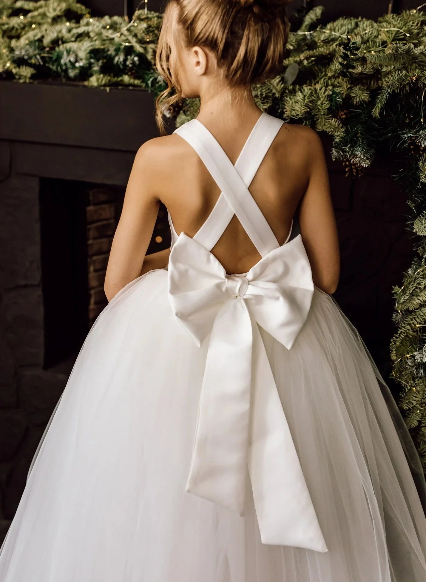 A-Line/Princess V-Neck Tulle Flower Girl Dresses with Bowknot - Image 3
