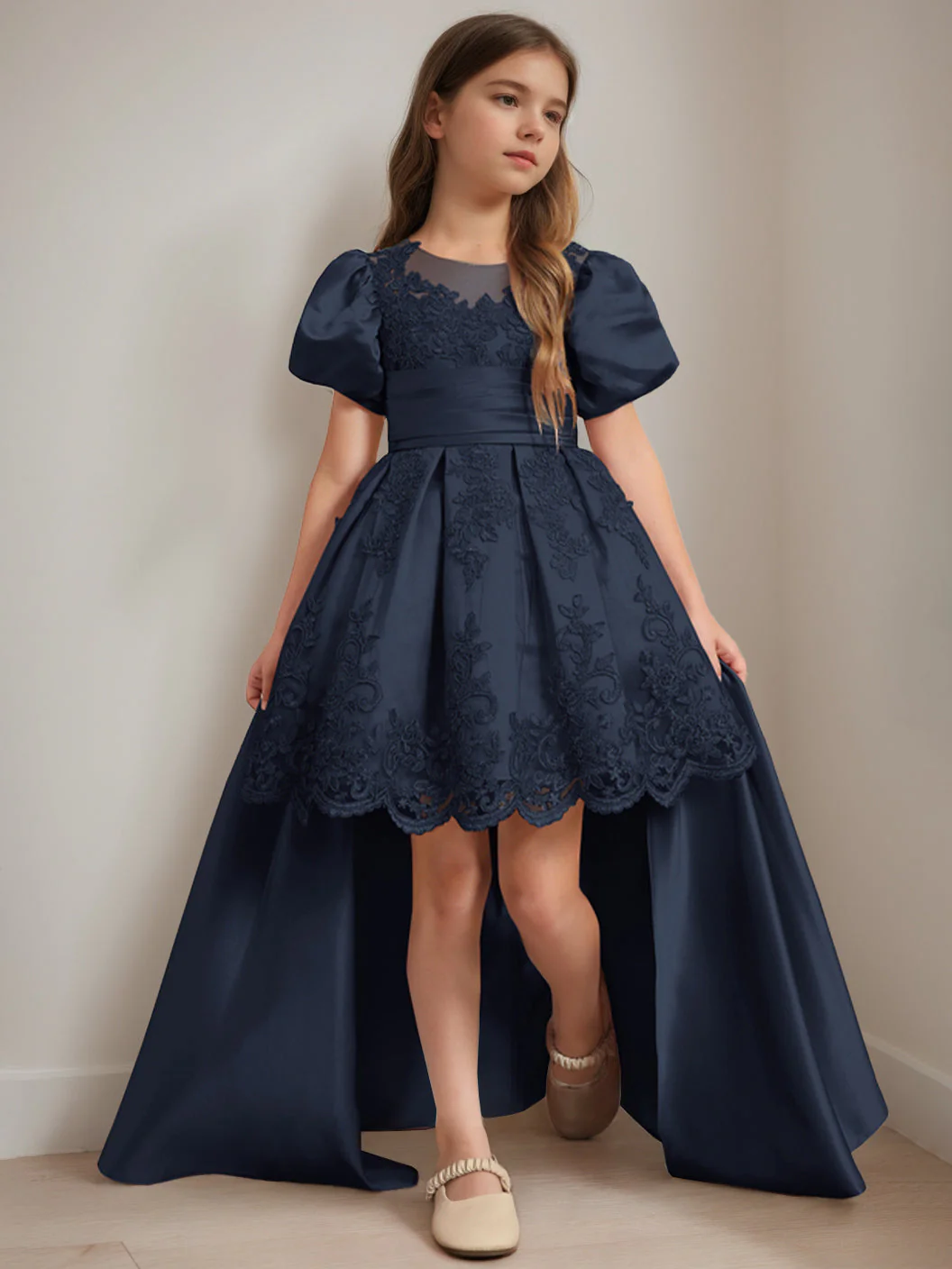 Ball-Gown Scoop Neck Short Sleeves Knee-Length Flower Girl Dress with Appliques - Image 16