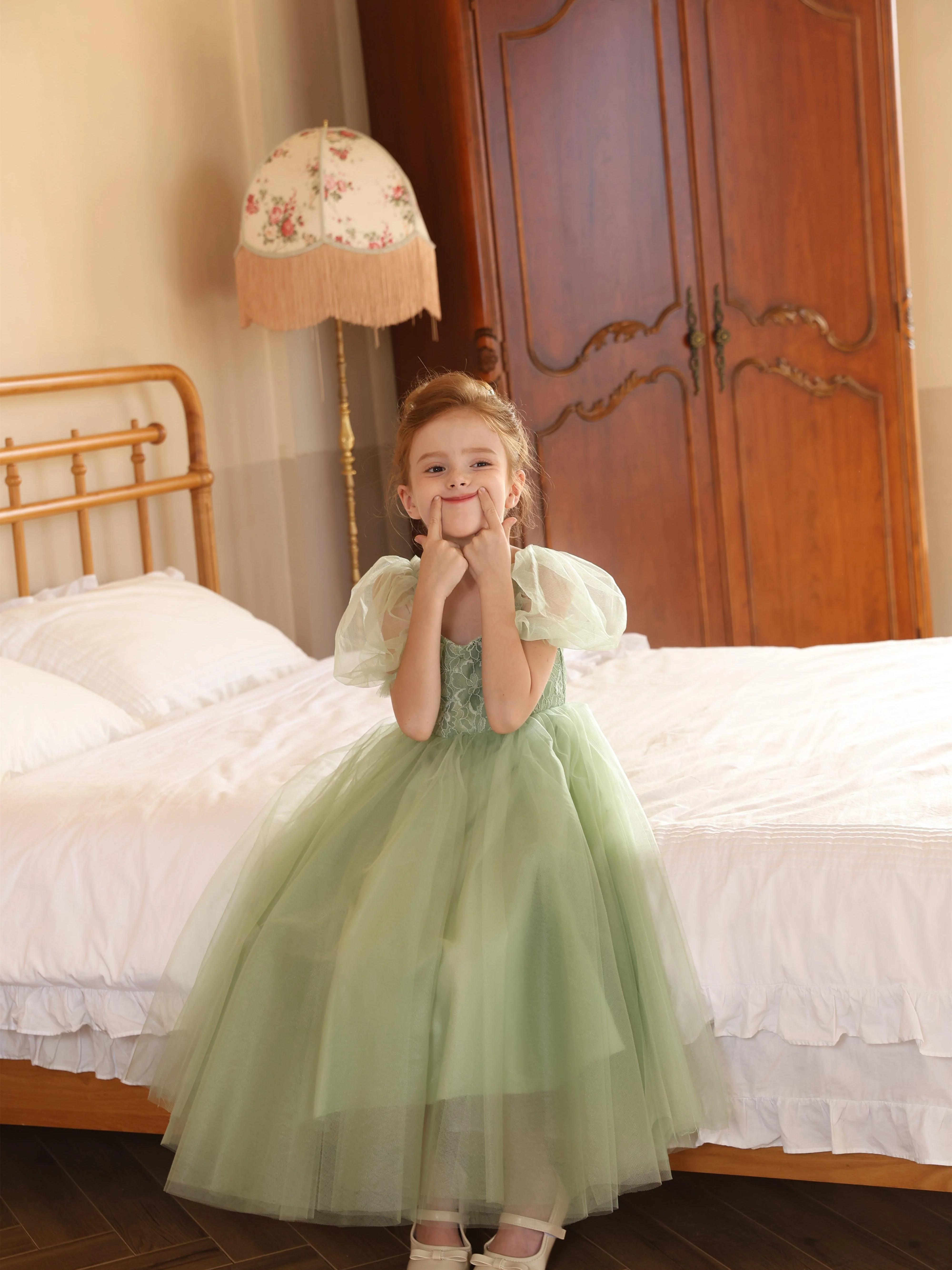 Ball-Gown Tulle Scoop Short Sleeves Tea-Length Flower Girl Dresses - Image 4