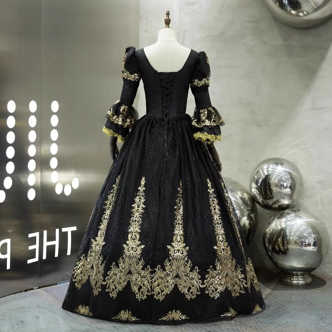 Ball Gown V-Neck 3/4 Length Sleeves Floor-Length Victorian Party Cosplay Costume Masquerade Rococo Prom Dress - Image 2