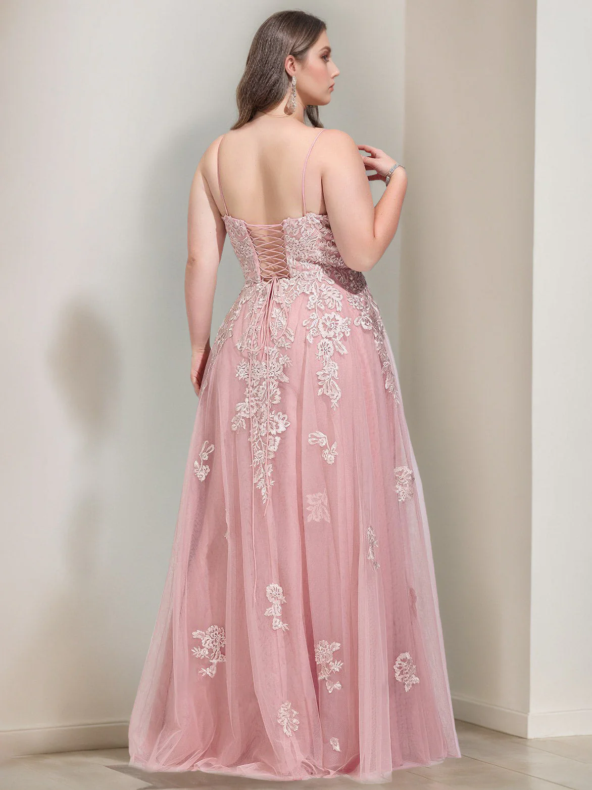 Ball Gown V-Neck Spaghetti Straps Sleeveless Floor-Length Tulle Plus Size Prom Dresses with Sequins - Image 2