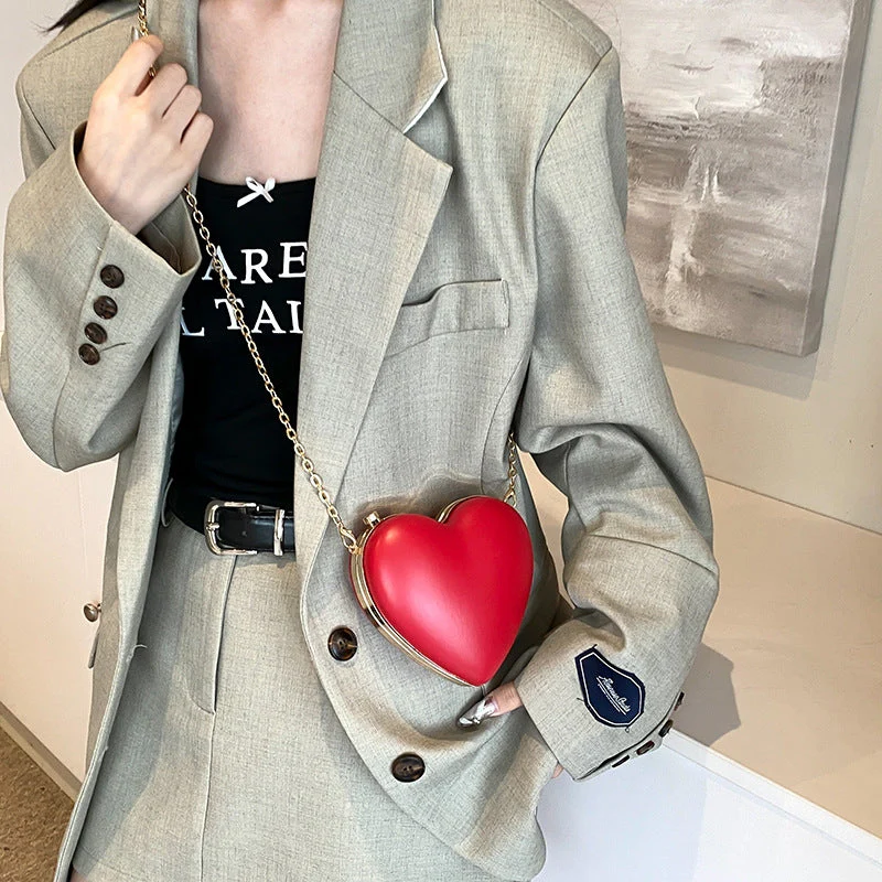 Chic PU Heart Minimalist Chain Evening Wedding Party Clutch Bag - Image 11