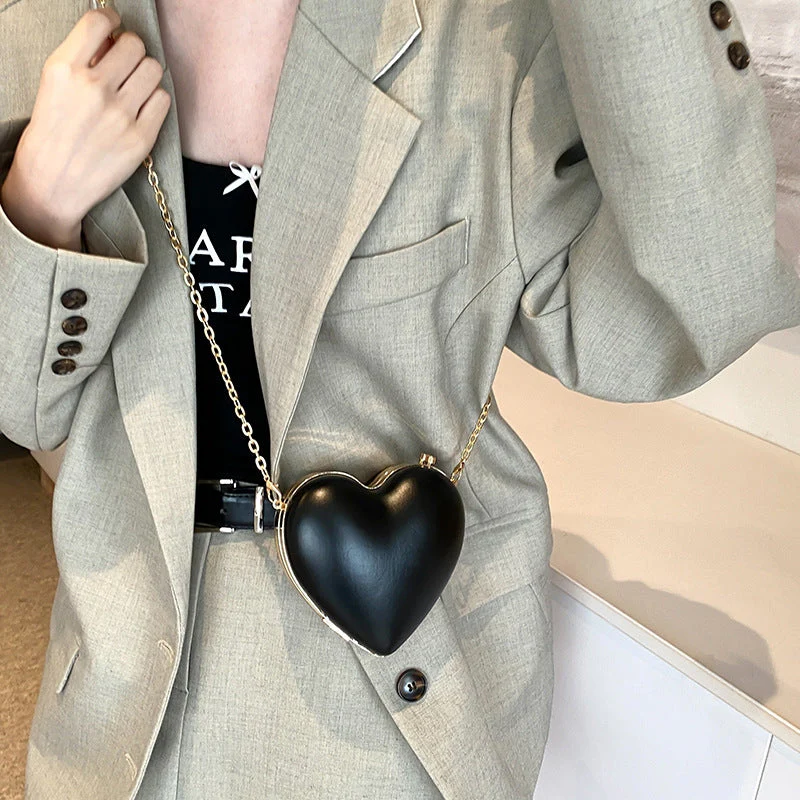 Chic PU Heart Minimalist Chain Evening Wedding Party Clutch Bag - Image 14