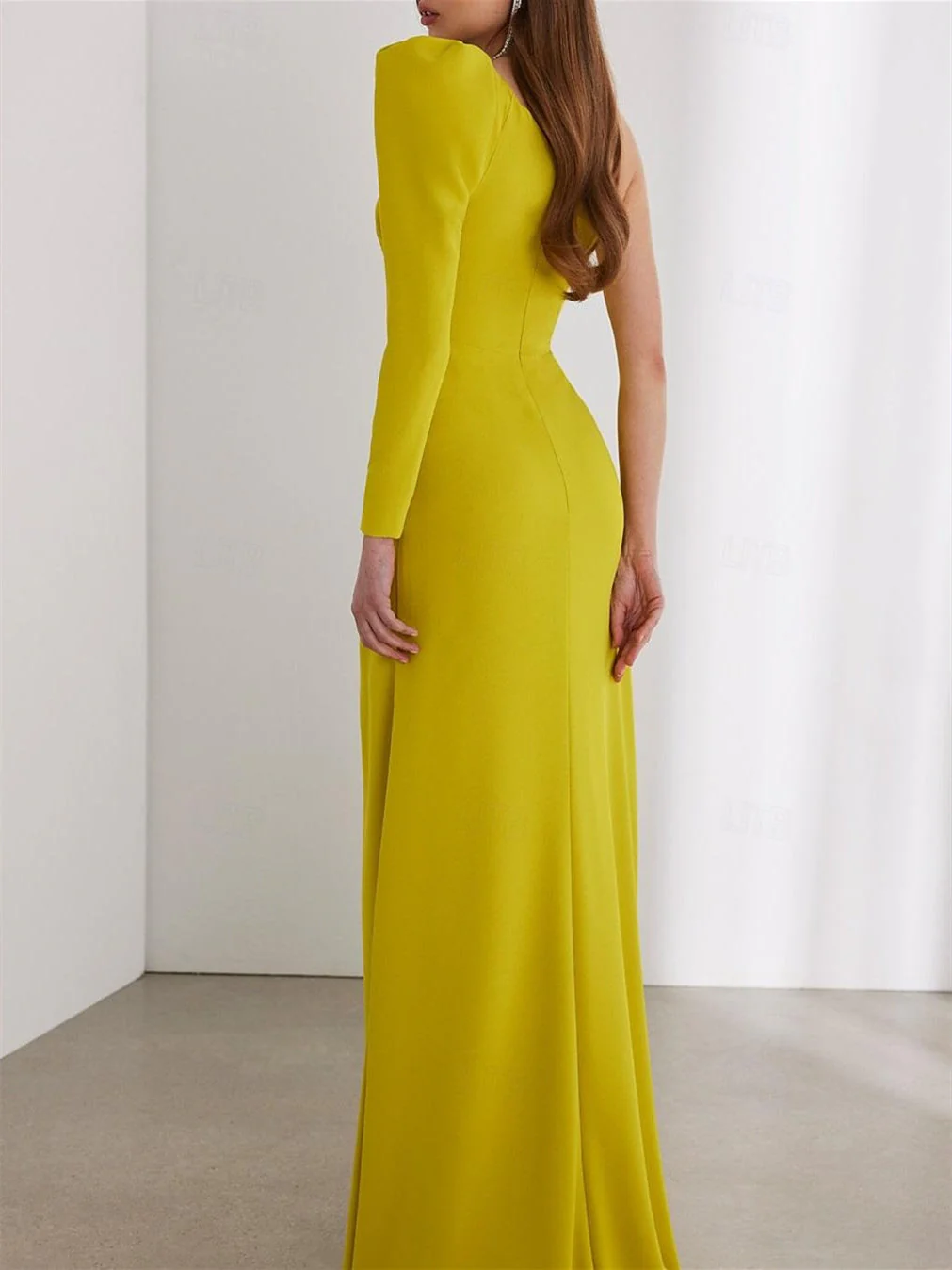 Column  Floor Length Long Sleeve One Shoulder Wedding Guest Dresses Stretch Chiffon With  Ruched - Image 2