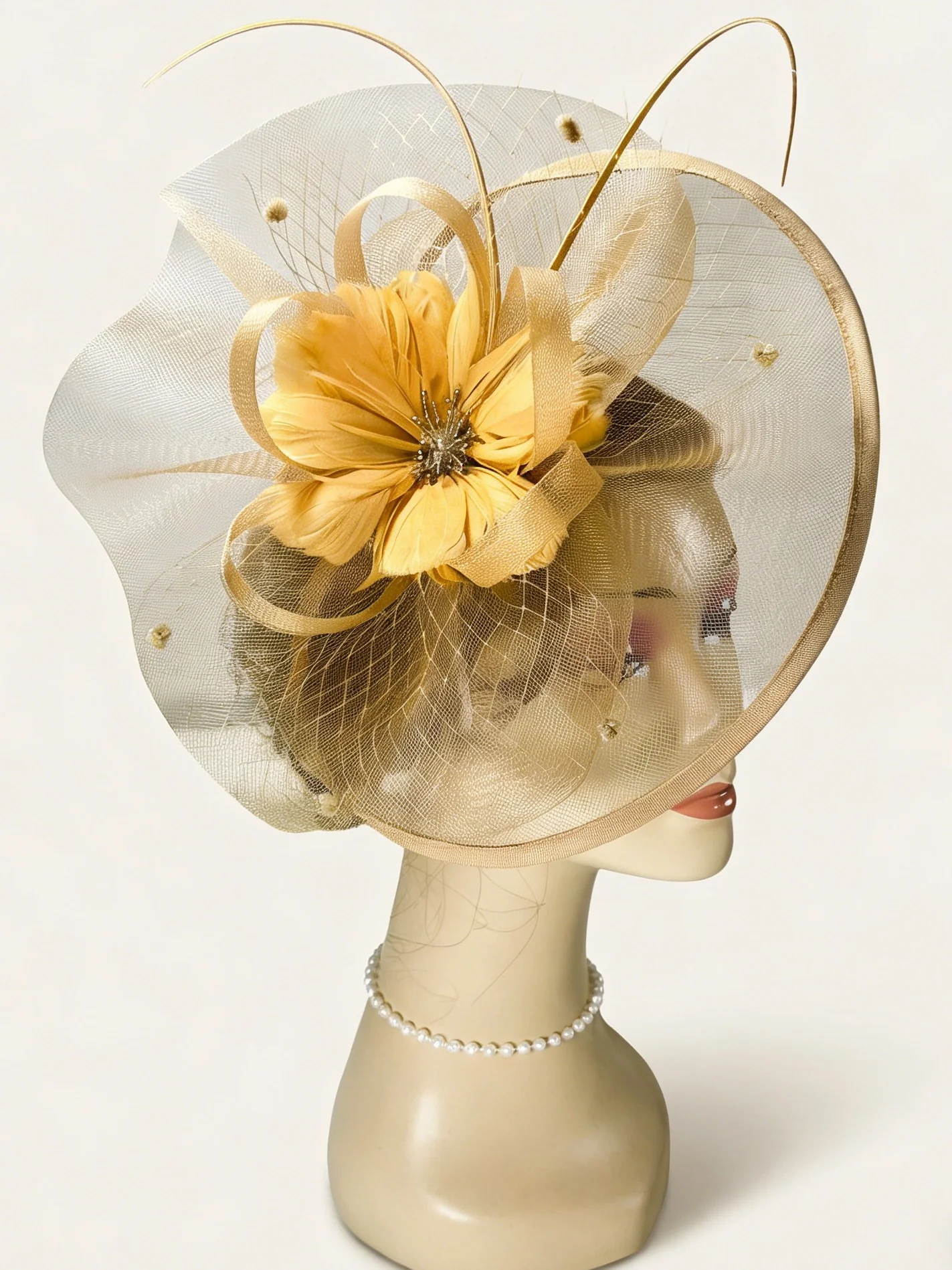 Elegant Fascinator Garden Wedding - Image 5