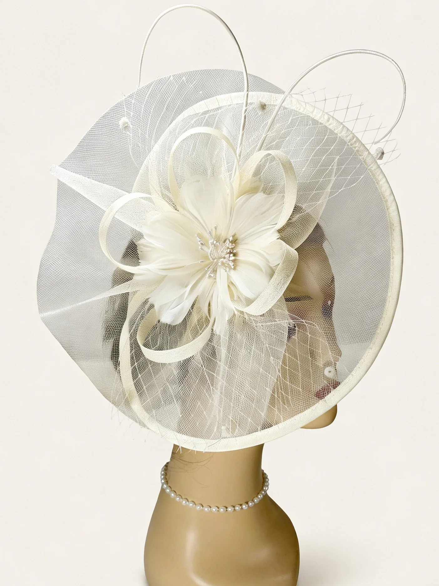 Elegant Fascinator Garden Wedding - Image 8