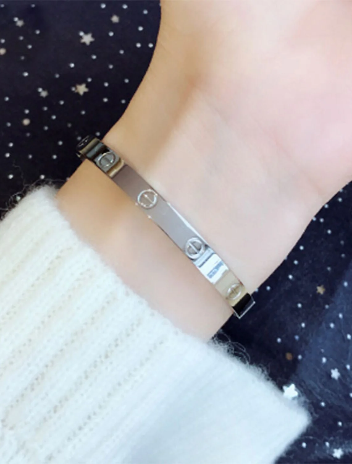 Ladies' Classic Stainless Steel Bracelet Women's Bracelet - Image 10