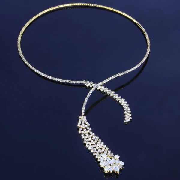 Luxurious Rhinestone Collar Necklace - Image 3