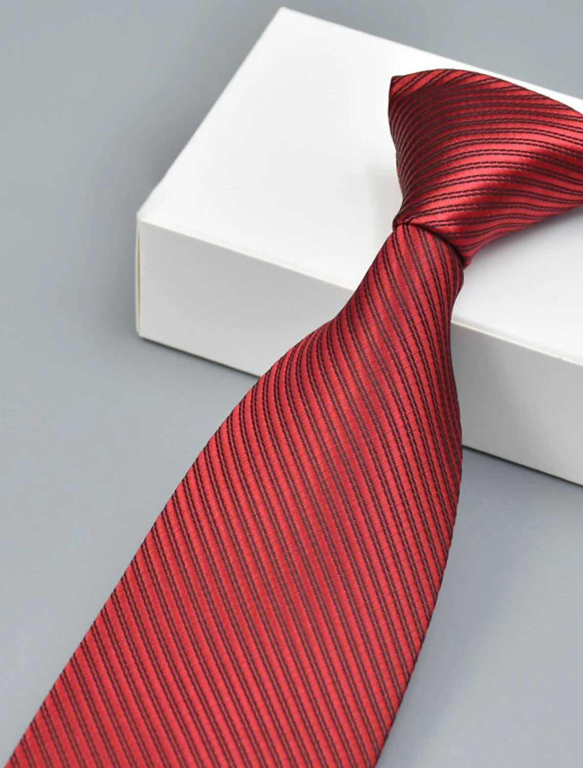 Men's Solid coloured Classic Tie - Image 3