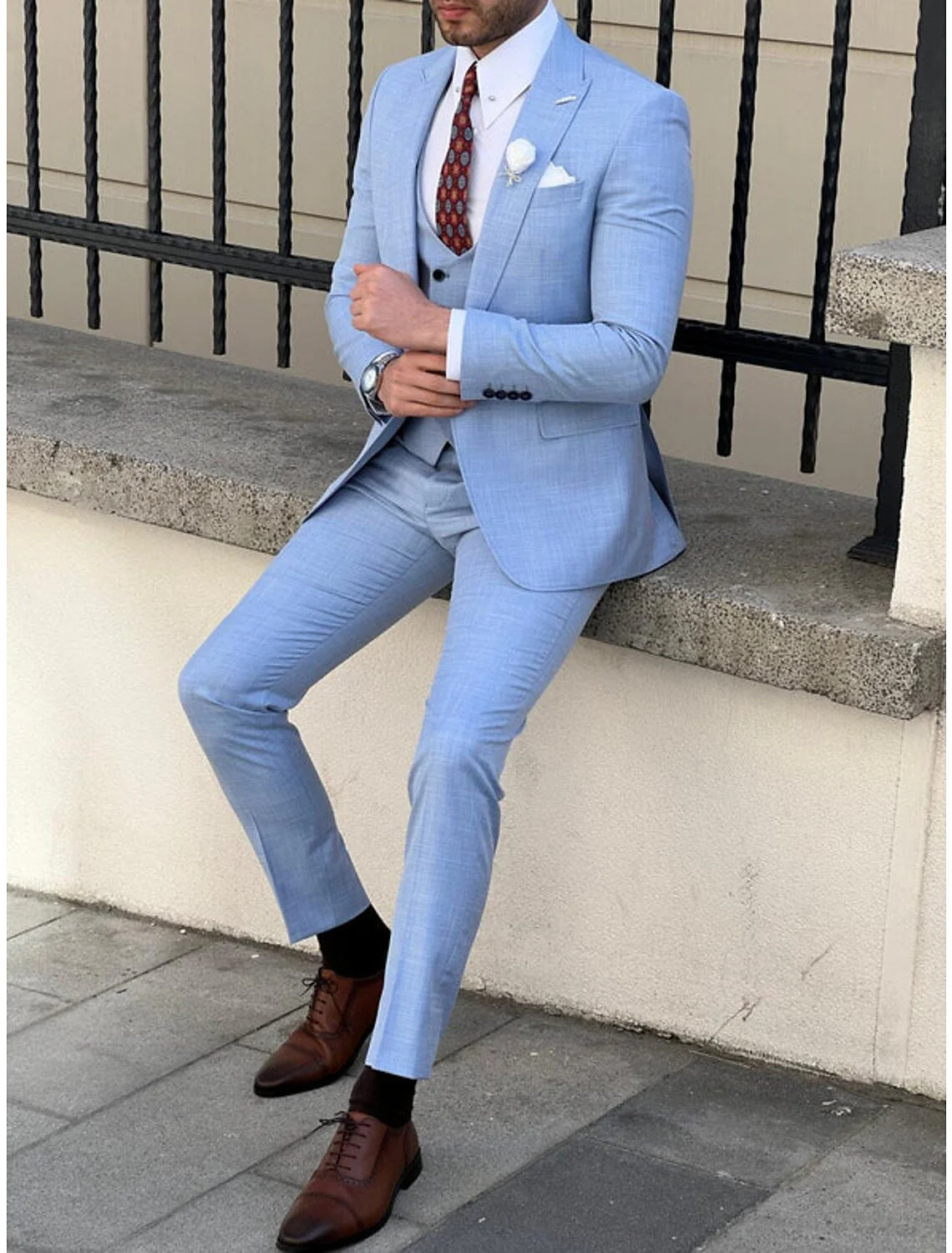 Men's Tailored Fit Single Breasted Two-buttons 3 Pieces Solid Coloured Wedding Suits - Image 2