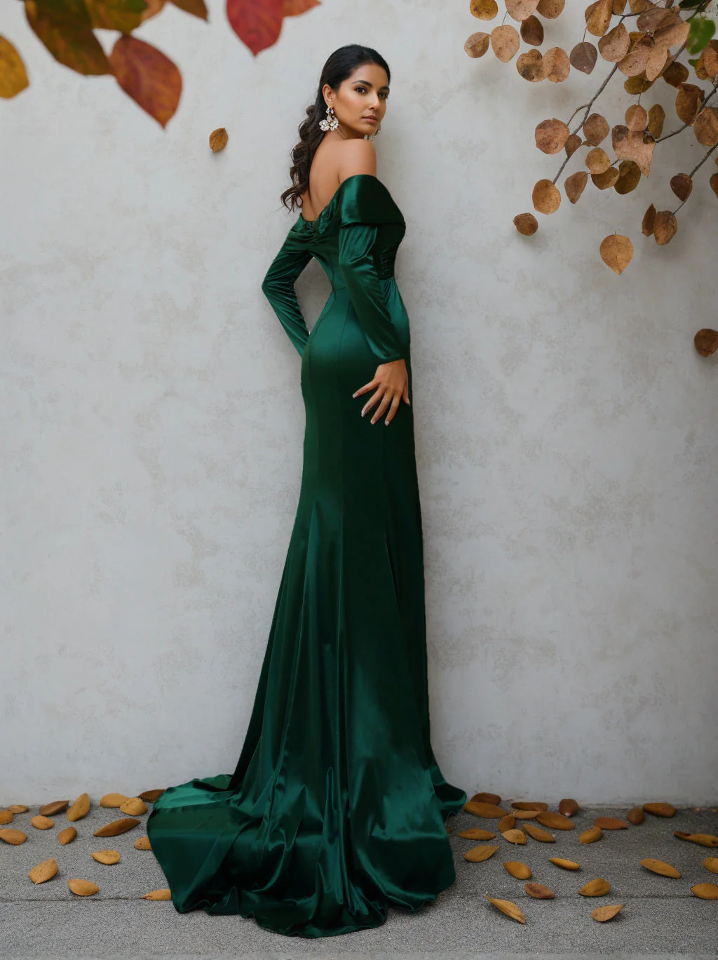 Mermaid/Trumpet Off-the-Shoulder Long Sleeves Floor-Length Prom Evening Dress with Ruffles - Image 2