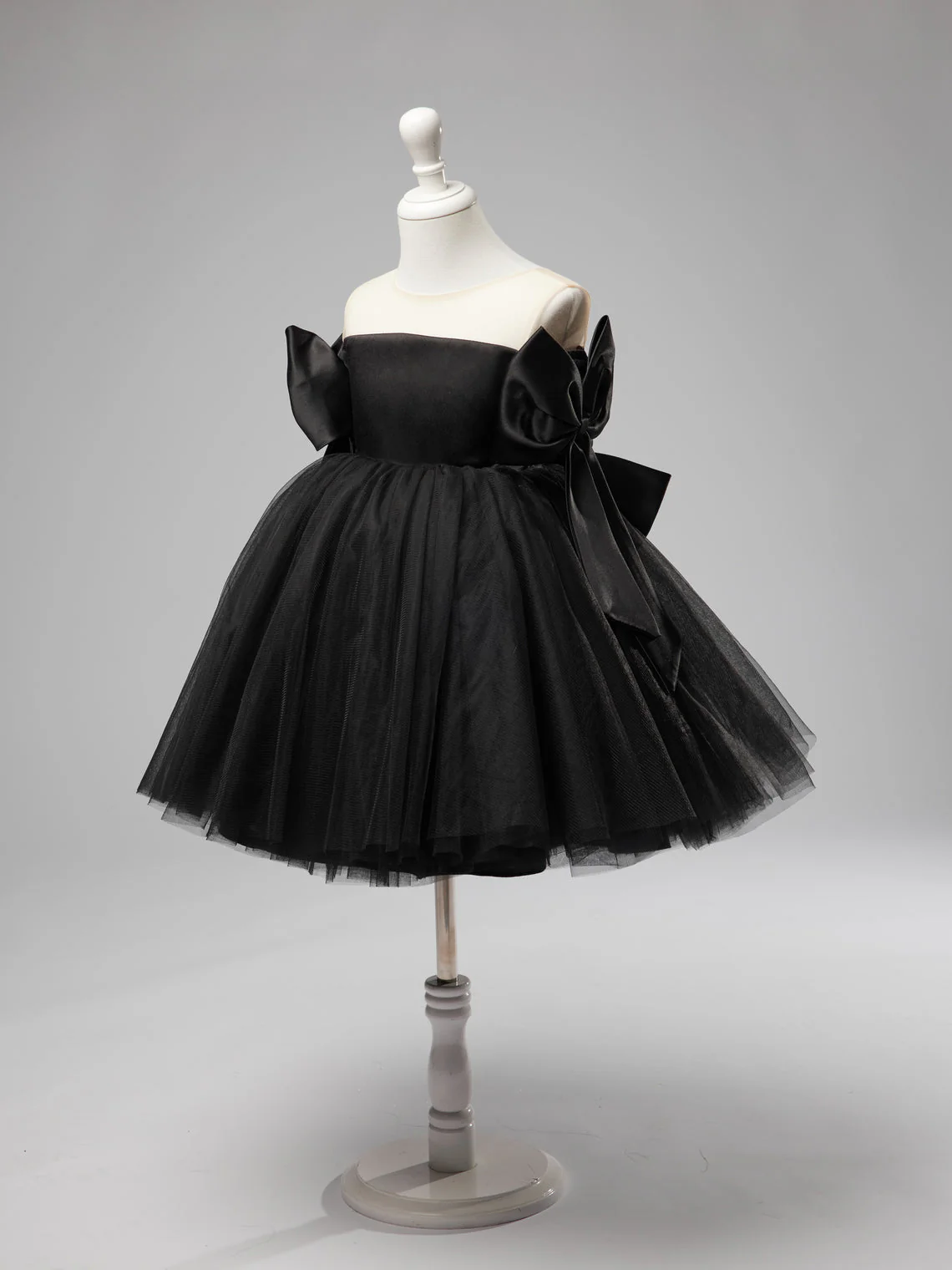 Off-Shoulder Knee-length Black Tulle Baby Girl Dress - Image 7
