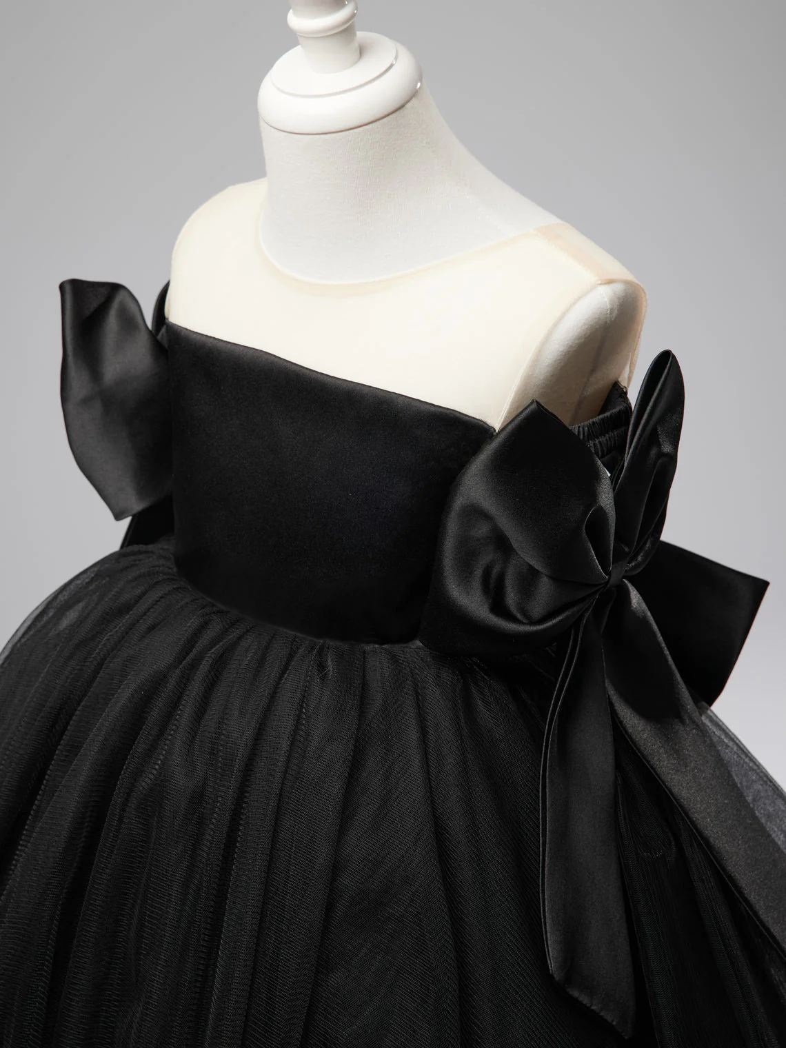 Off-Shoulder Knee-length Black Tulle Baby Girl Dress - Image 9
