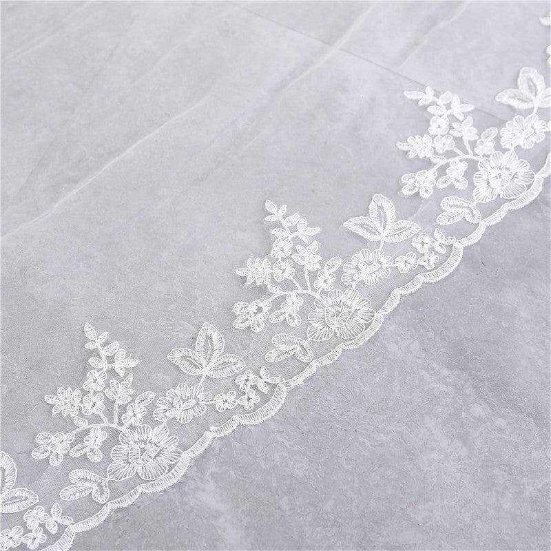 One-tier Lace Wedding Veil with Appliques - Image 5