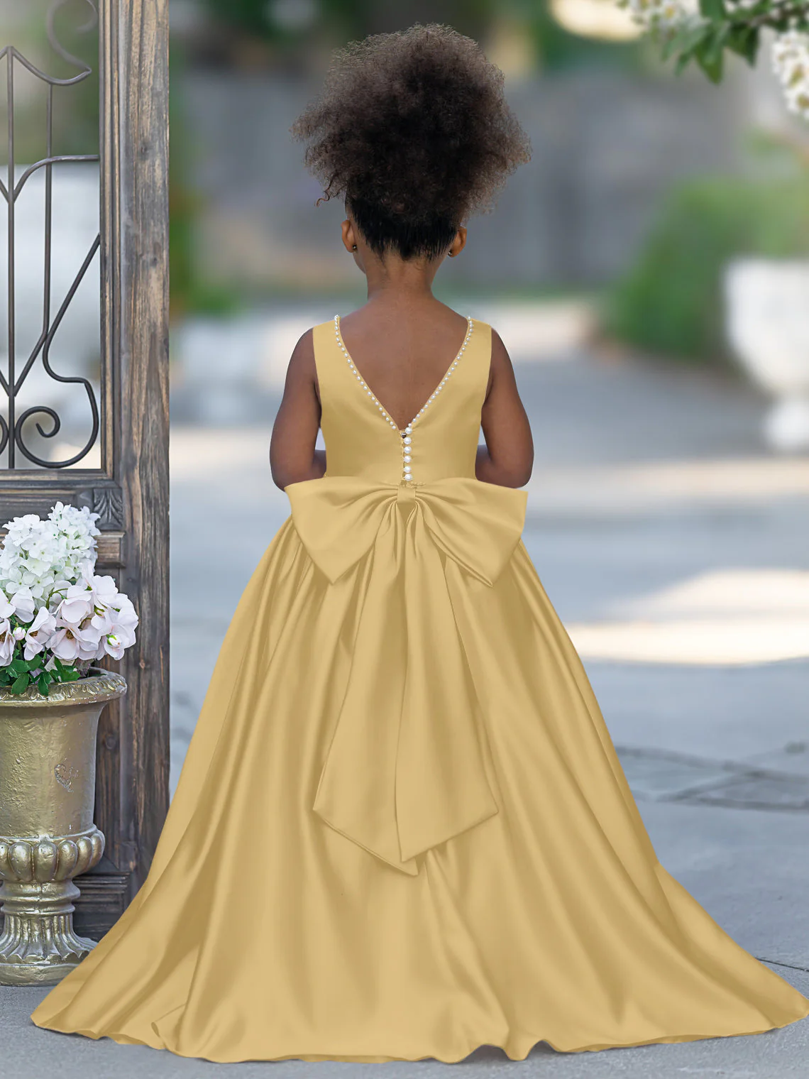 Pink Sleeveless Satin Beaded Neckline and Bow Detail Dress - Image 21