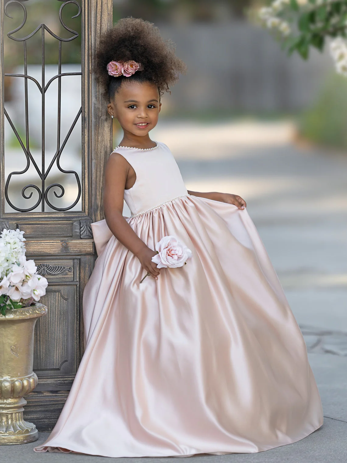 Pink Sleeveless Satin Beaded Neckline and Bow Detail Dress - Image 7