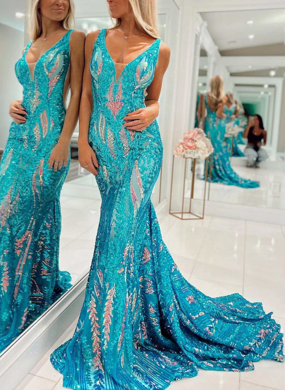 Trumpet/Mermaid V-Neck Sleeveless Floor-length Long Prom Dresses with Sequins - Image 4