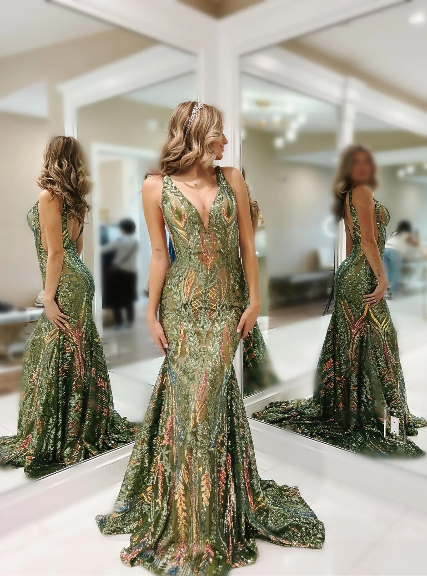 Trumpet/Mermaid V-Neck Sleeveless Floor-length Long Prom Dresses with Sequins - Image 9