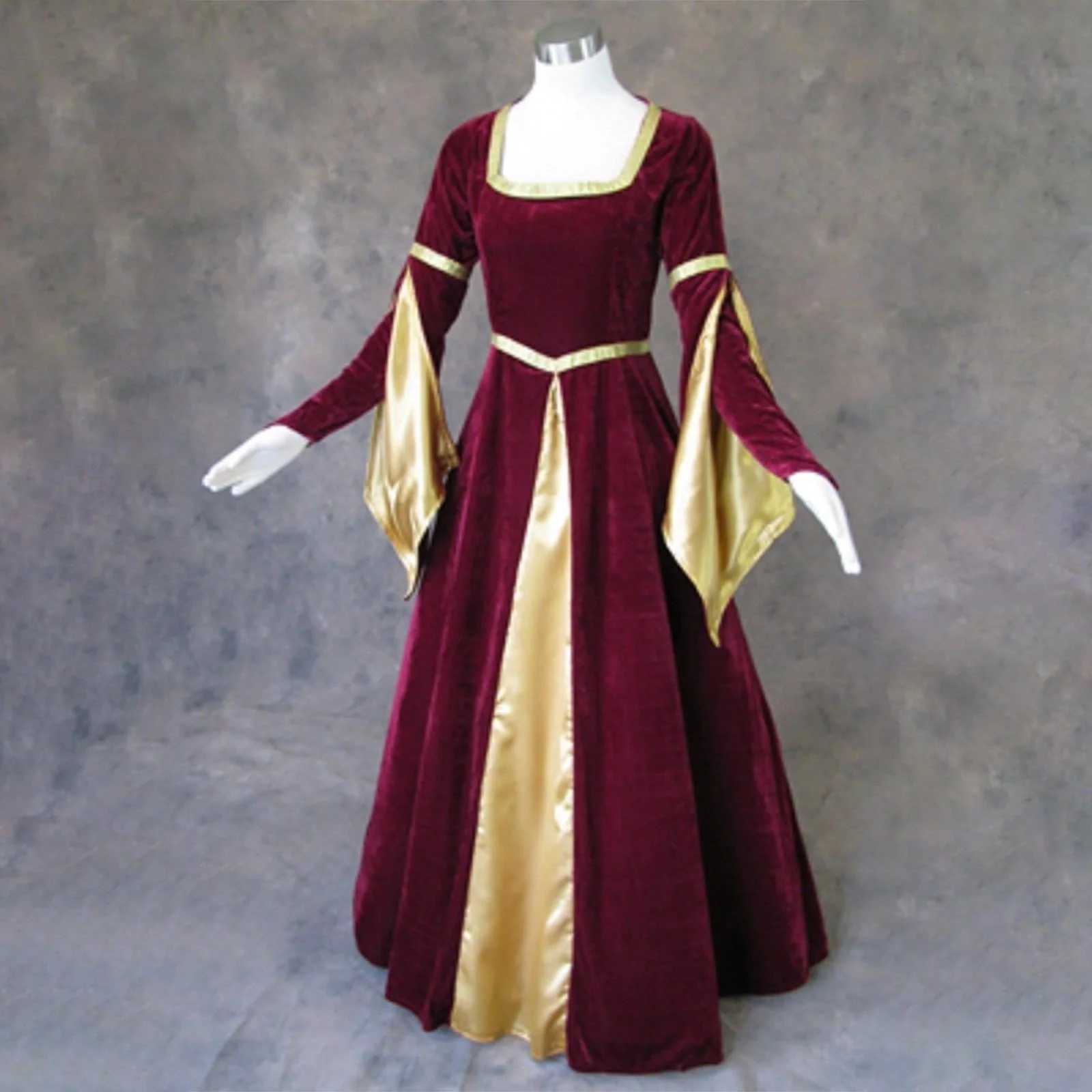 Retro Vintage Women's Celtic Royal Walpurgis Night Halloween Carnival Medieval Renaissance Dress