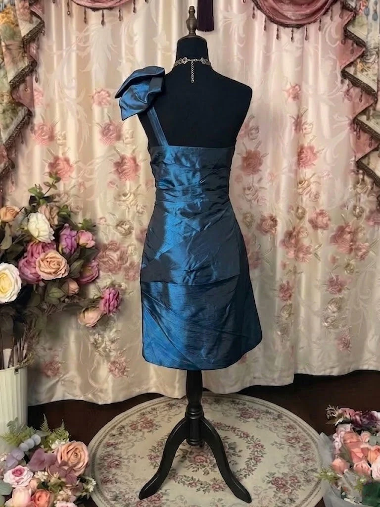 Sheath/Column One-Shoulder Taffeta Prom Dresses Vintage 80s Iridescent Dress Sleeveless Knee-Length Bowknot - Image 2