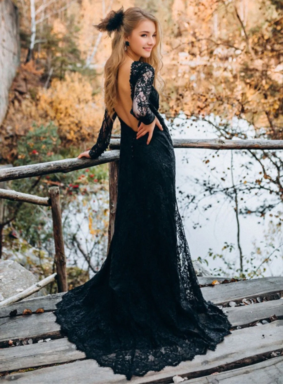 Sheath/Column Sexy Jewel Neck Long Sleeves Backless Sweep Train Black Wedding Dresses with Side Slit - Image 3