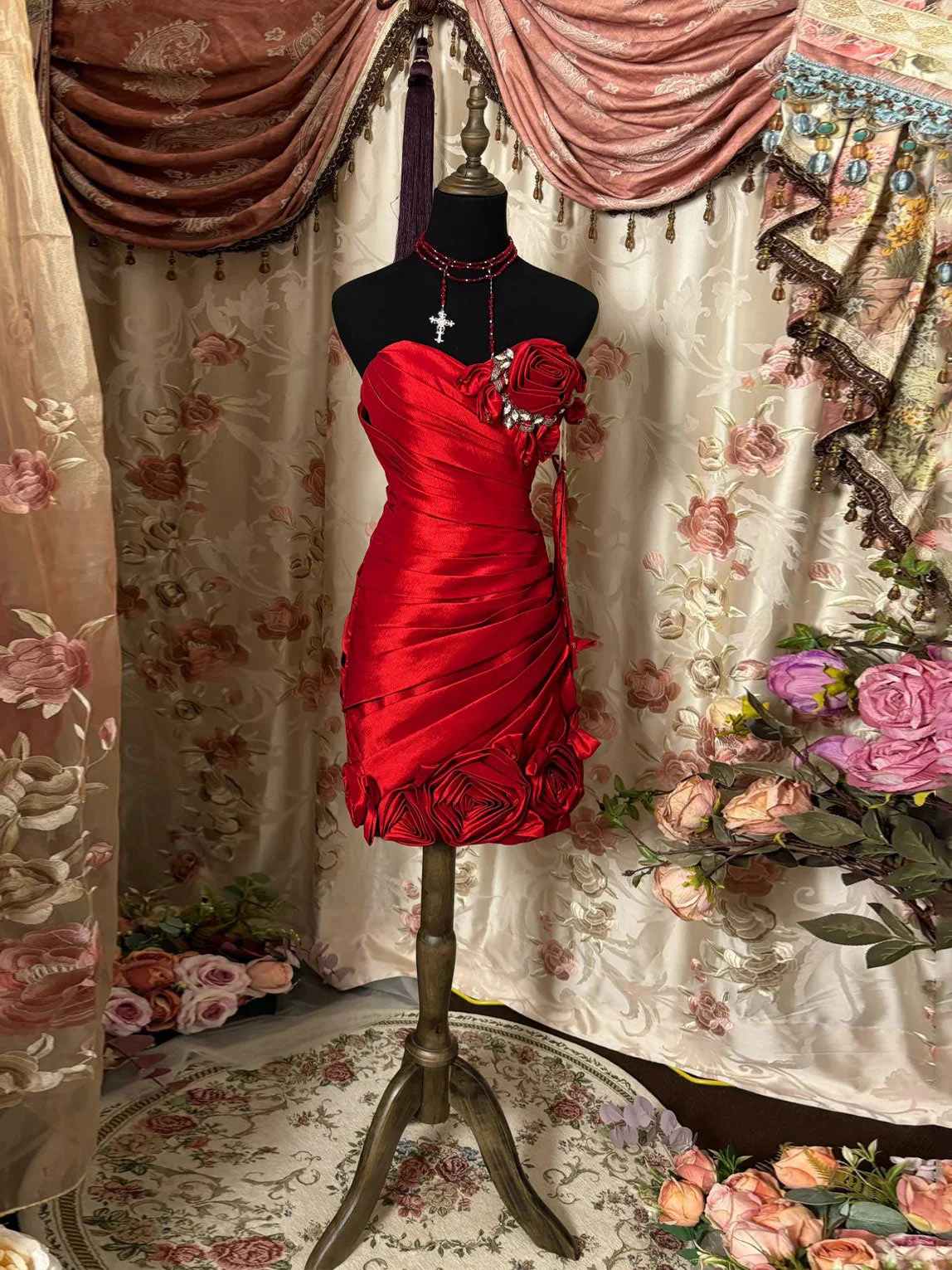 Sheath/Column Sweetheart Sleeveless Short/Mini Taffeta Prom Dresses with Flowers & Ruffles - Image 3