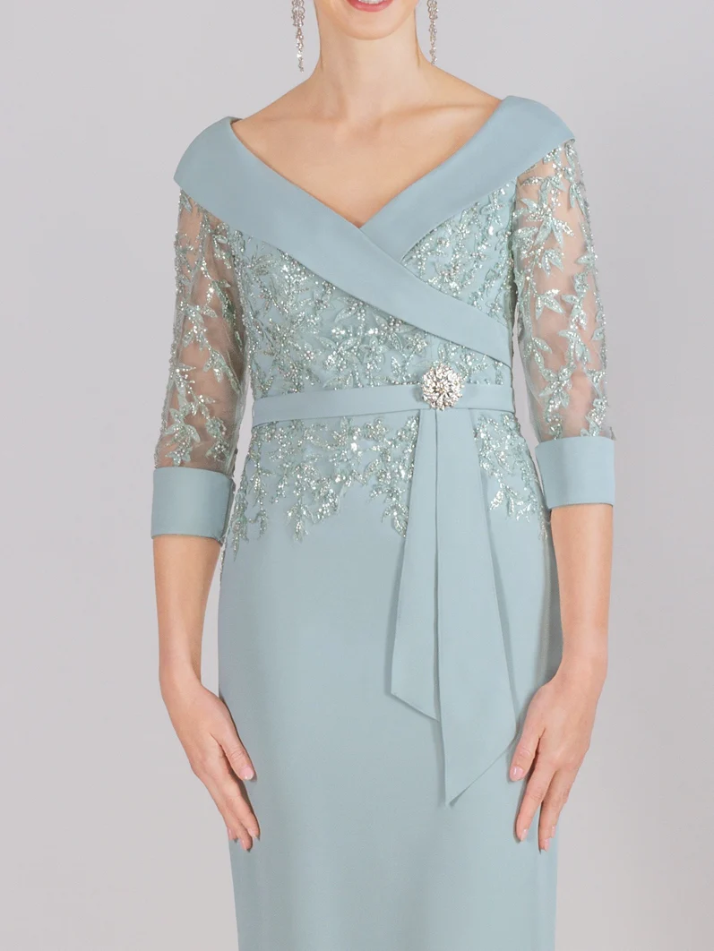 Sheath/Column V-Neck Tea-Length Mother of the Bride Dresses with Appliques - Image 2