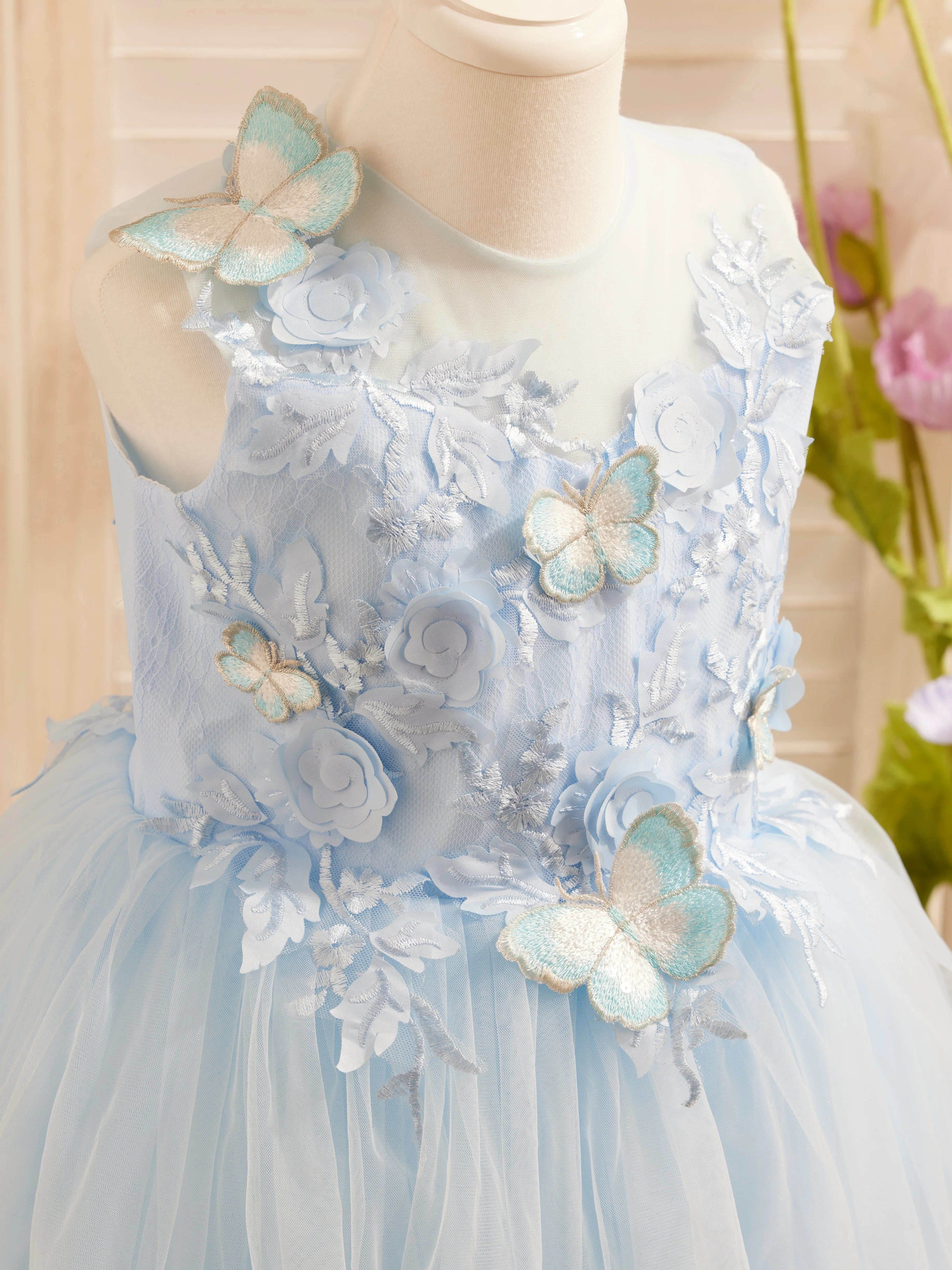 Sleeveless Lace Tulle Knee Length Flower Girl Dress - Image 4