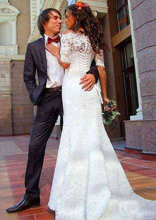 Trumpet/Mermaid Off-the-Shoulder Floor-length Lace Wedding Dress - Image 4