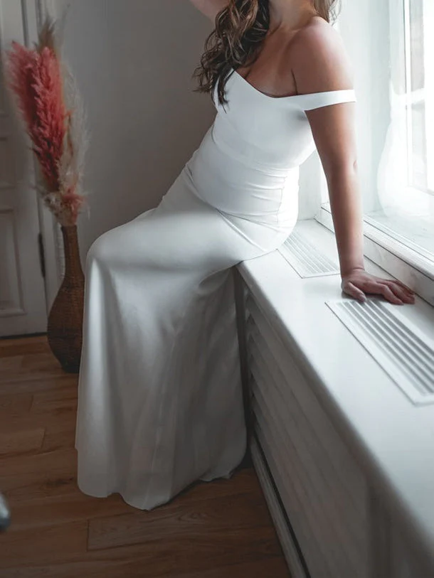 Trumpet/Mermaid Square Neck Floor-Length Wedding Dress - Image 3