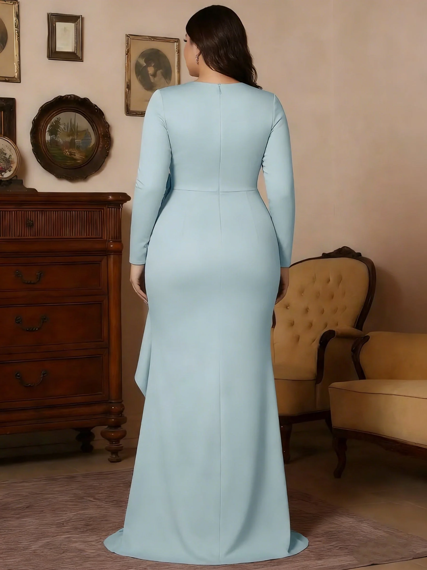Trumpet/Mermaid V-Neck Stretch Satin Plus Size Mother of the Bride Dresses with Split Side Floor-Length Long Sleeves Sash 3D Flower Ruched - Image 2